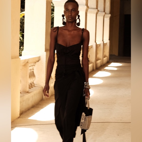 JOHANNA ORTIZ
Retrospect Cropped Top 🩷 - Picture 6 of 9